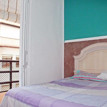 Habitacion Con Terraza En Alicante Exterior photo